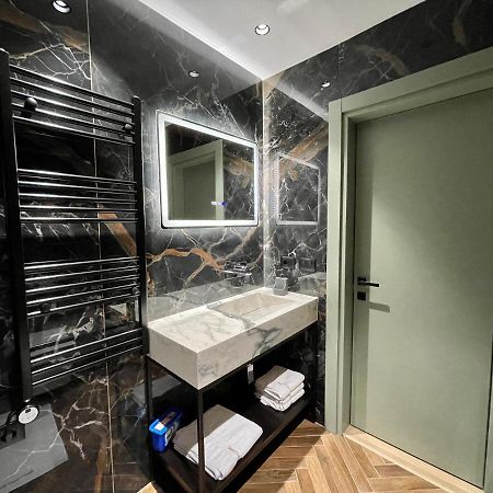 Queens Luxury Apartments Tirana Exterior photo