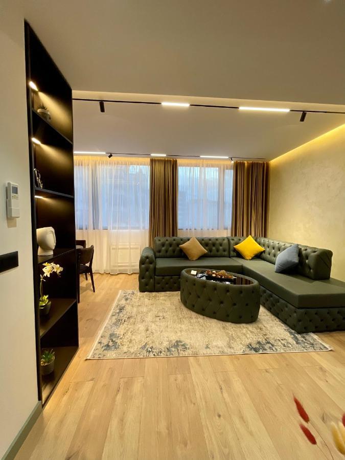 Queens Luxury Apartments Tirana Exterior photo