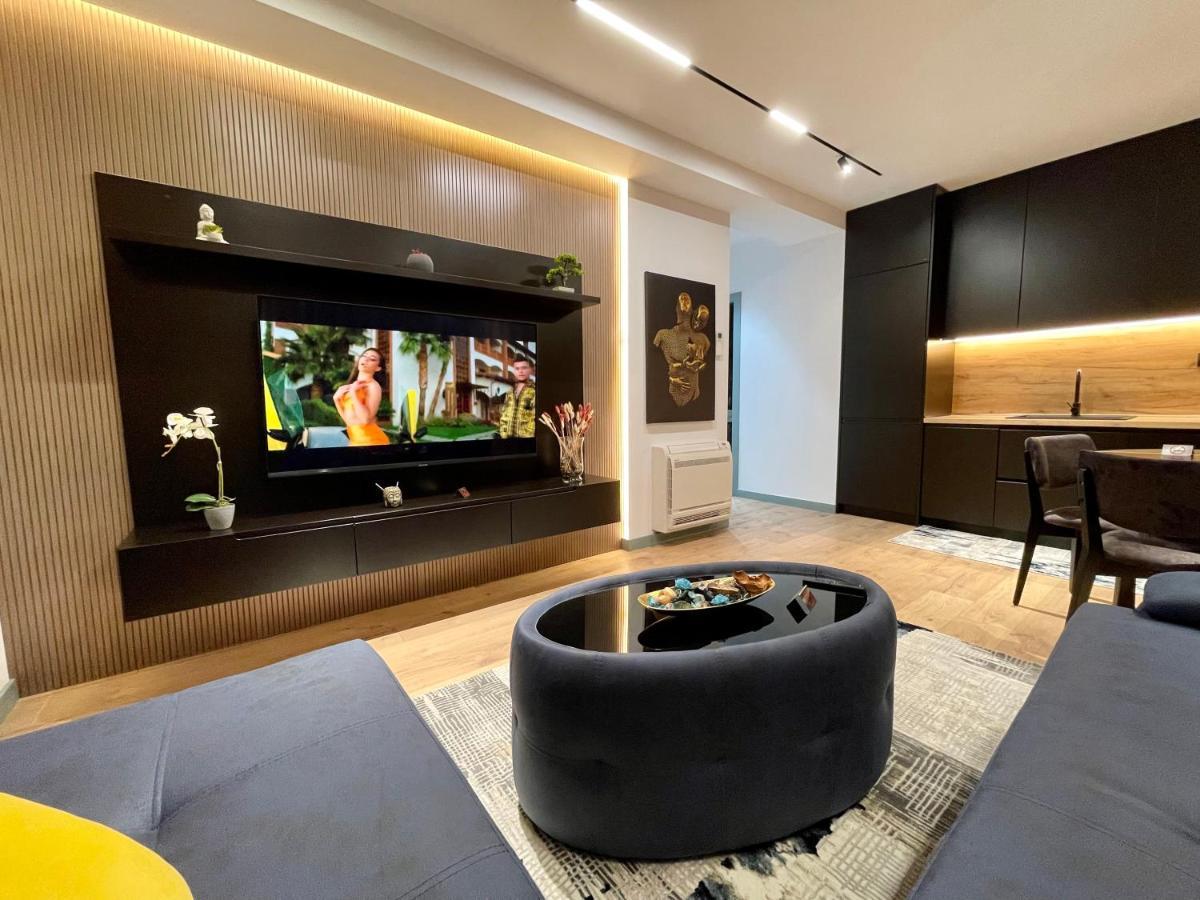 Queens Luxury Apartments Tirana Exterior photo