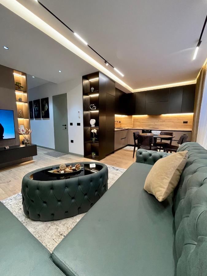 Queens Luxury Apartments Tirana Exterior photo
