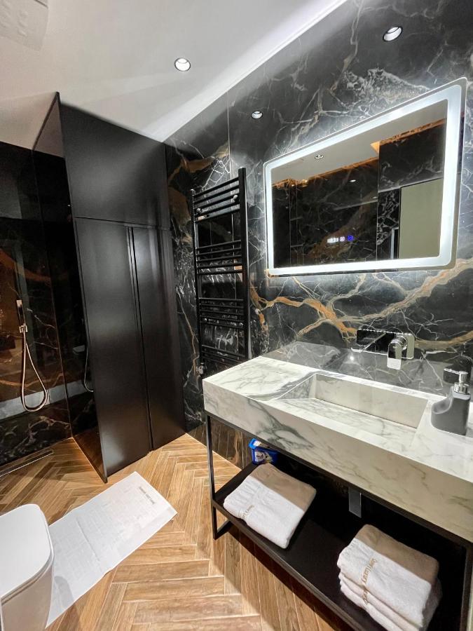Queens Luxury Apartments Tirana Exterior photo